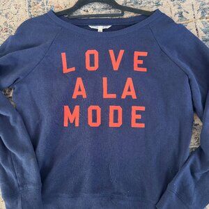 Victoria’s Secret “Love à la Mode” Sweatshirt Vintage Y2K Comfy